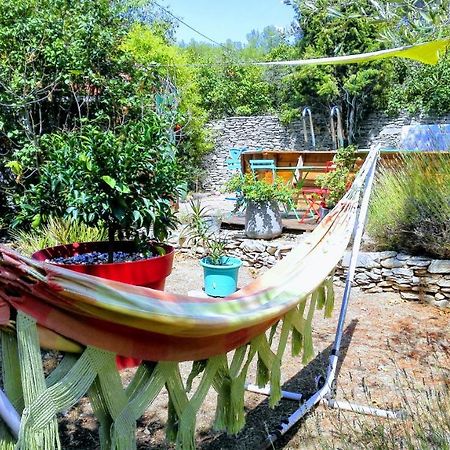 Nimes En Garrigues Bed & Breakfast ภายนอก รูปภาพ