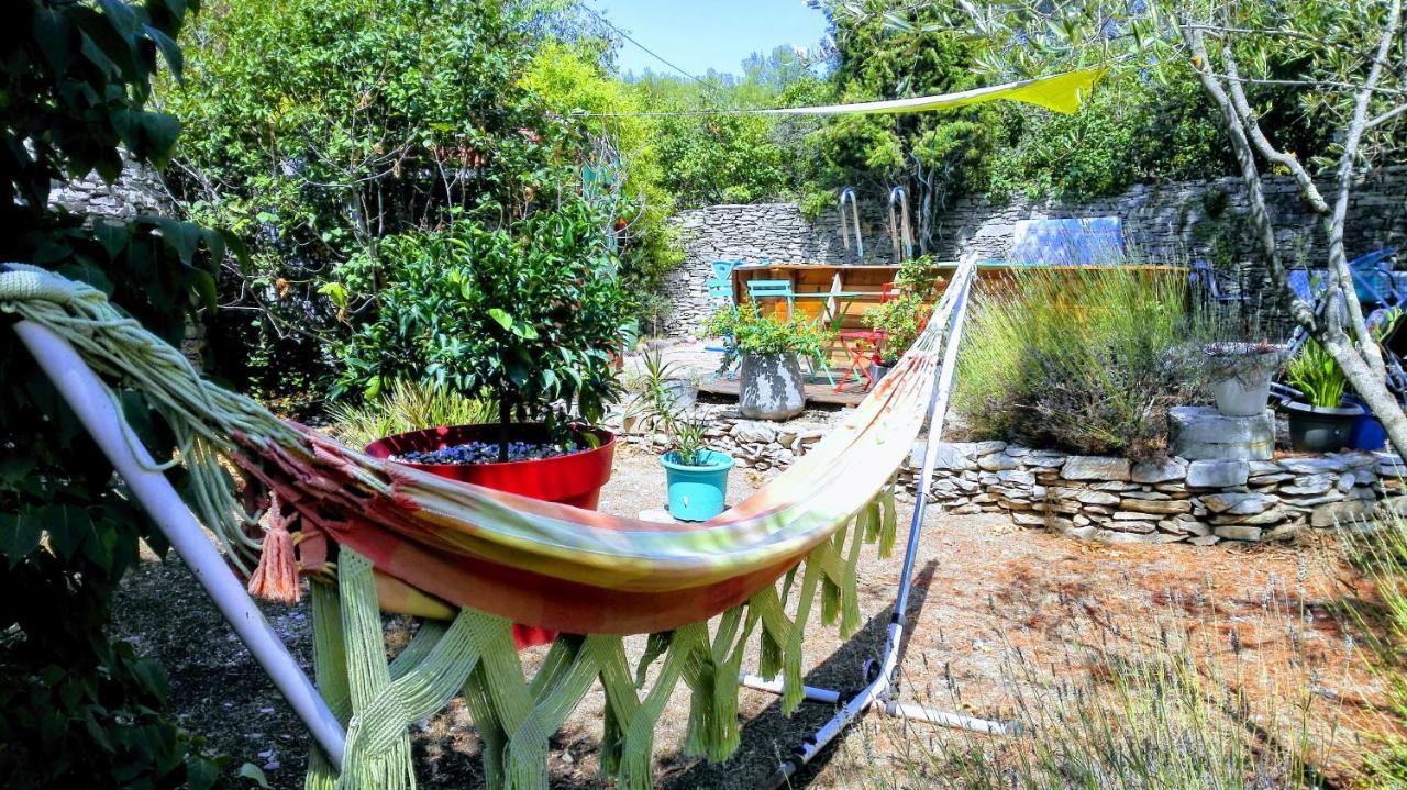 Nimes En Garrigues Bed & Breakfast ภายนอก รูปภาพ