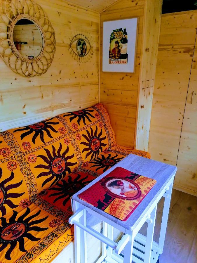 Nimes En Garrigues Bed & Breakfast ภายนอก รูปภาพ