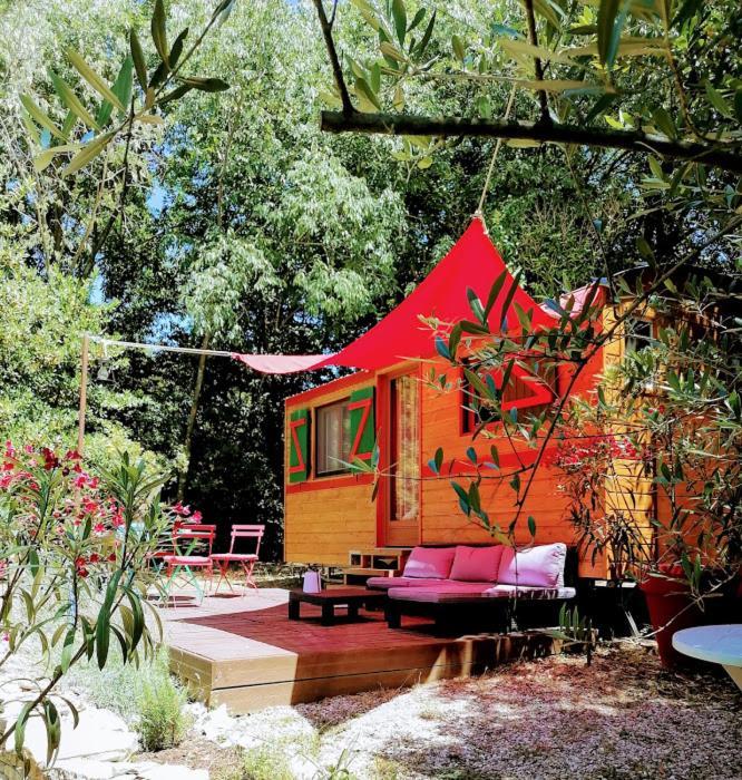 Nimes En Garrigues Bed & Breakfast ภายนอก รูปภาพ